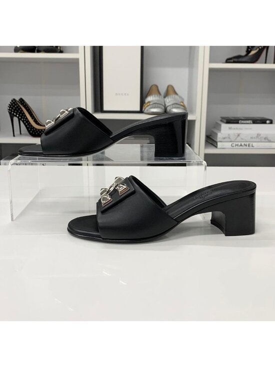 HERMES Desiree Collier de Chien ankle strap flat sandals 38  Hermes Dreamy Leather Collier Chien Sandals Black